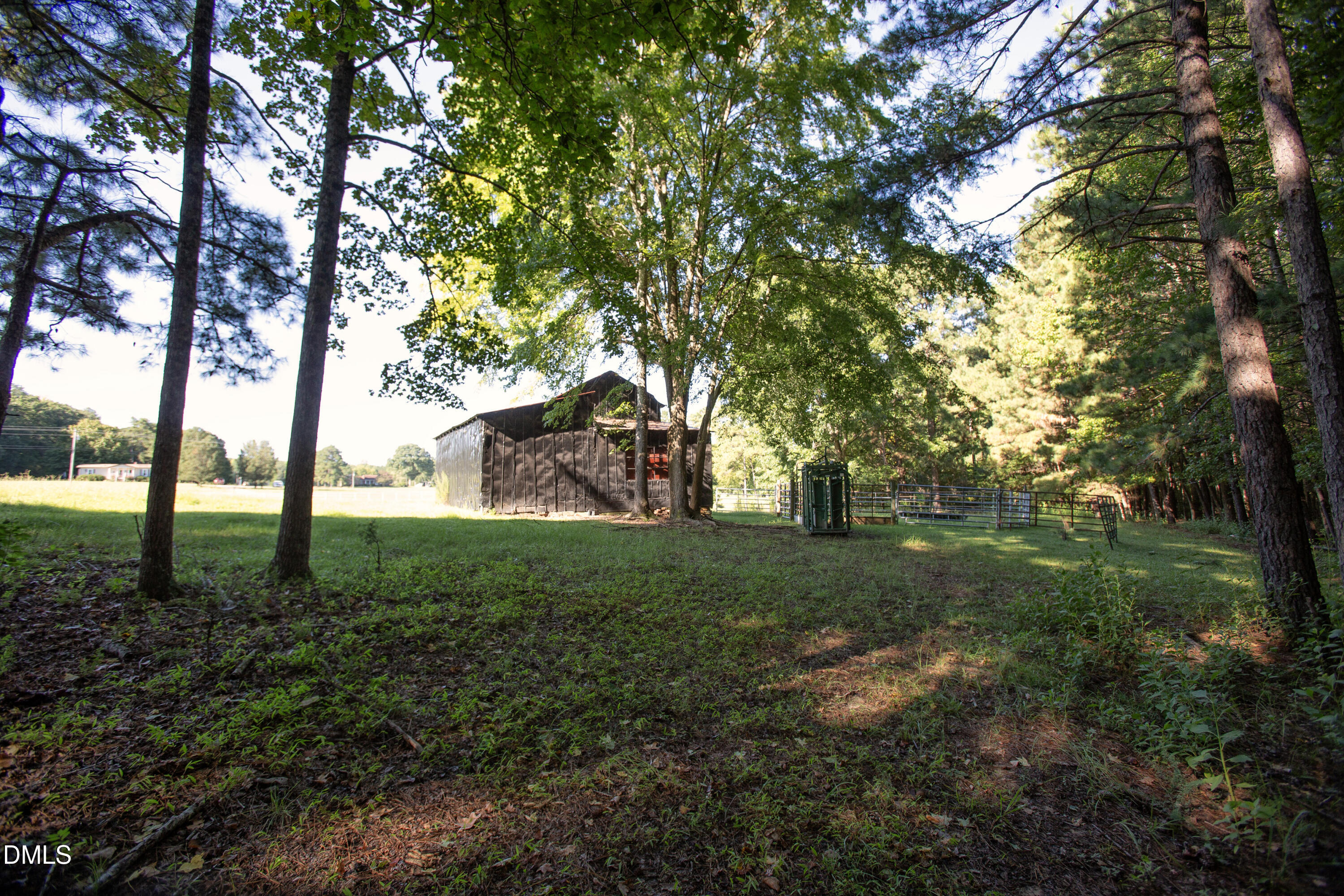 32 Wes Sandling Road