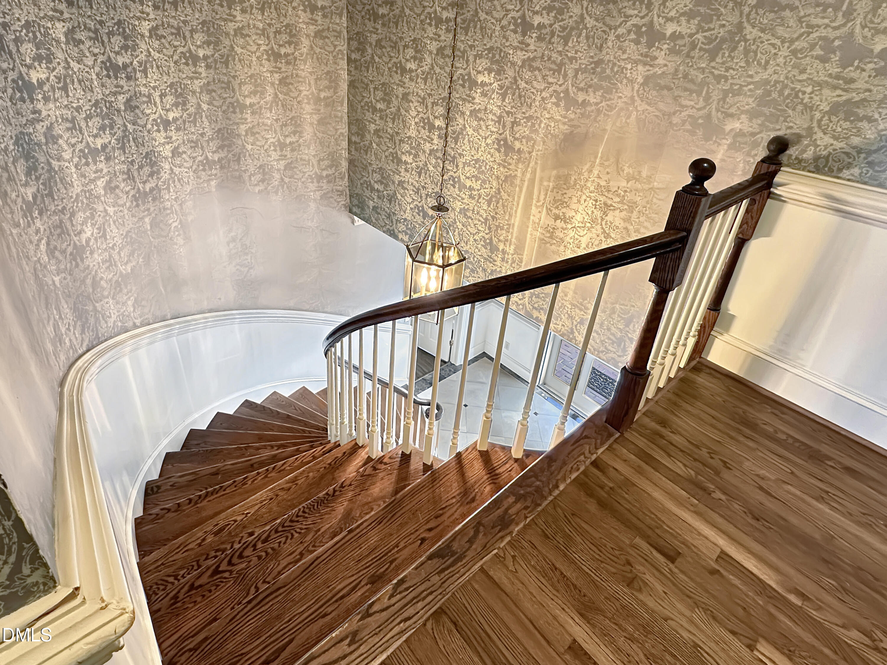 32 Wes Sandling Road