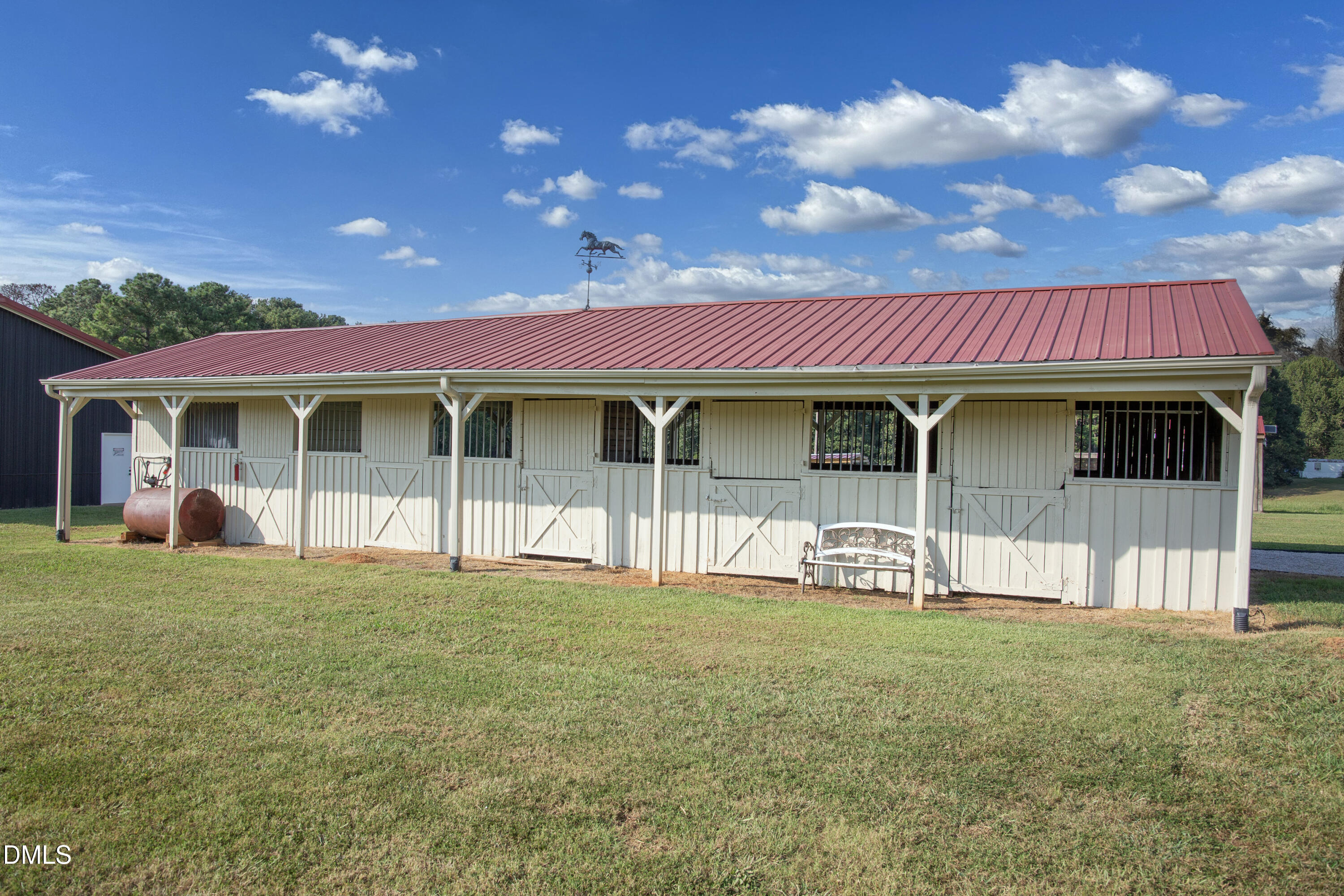32 Wes Sandling Road