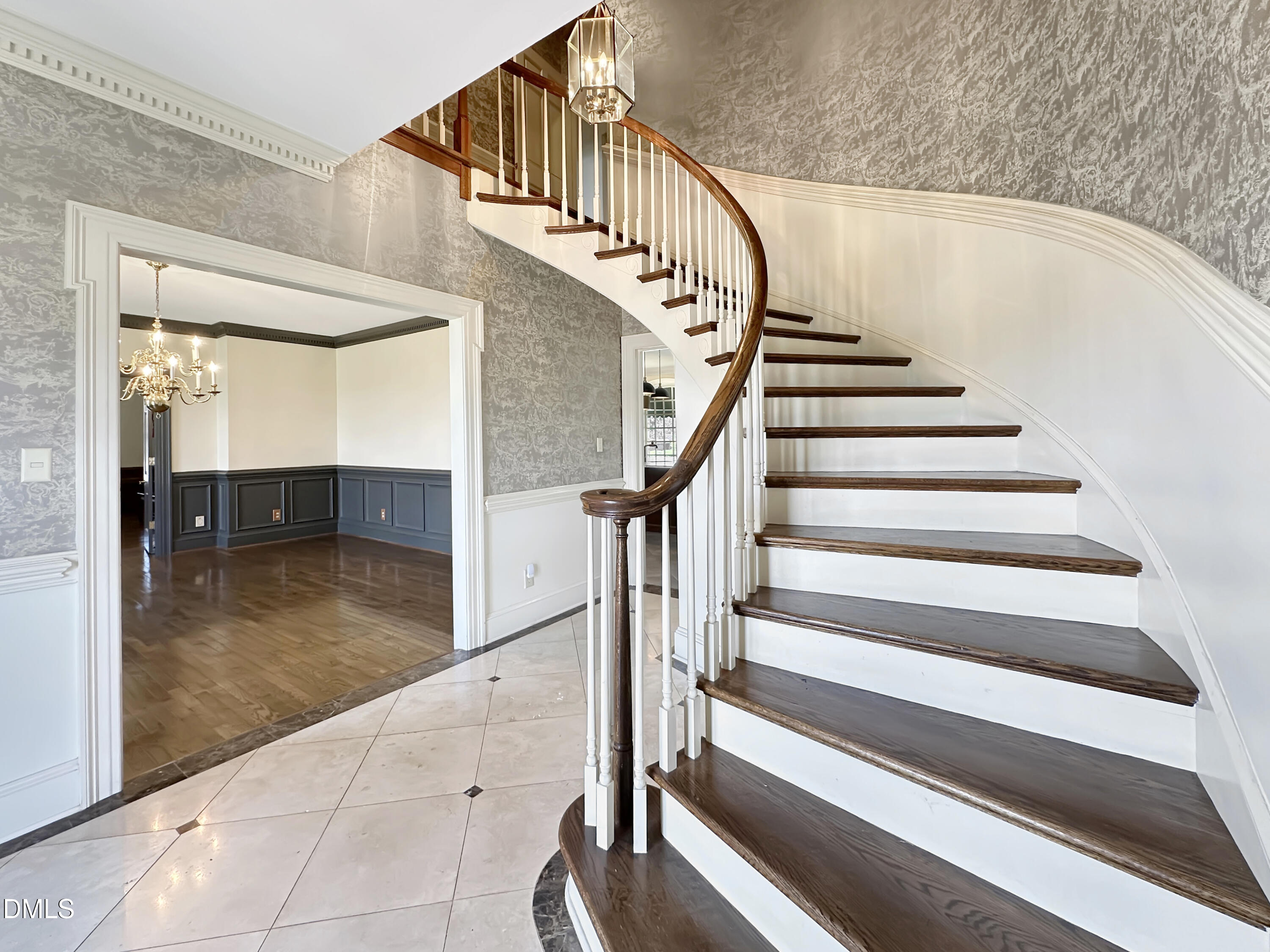 32 Wes Sandling Road