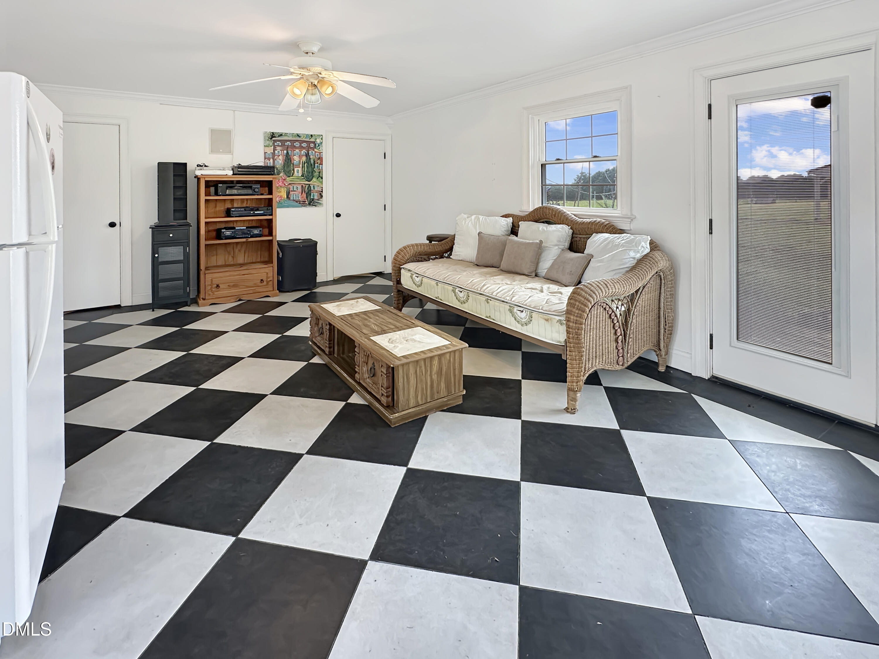 32 Wes Sandling Road