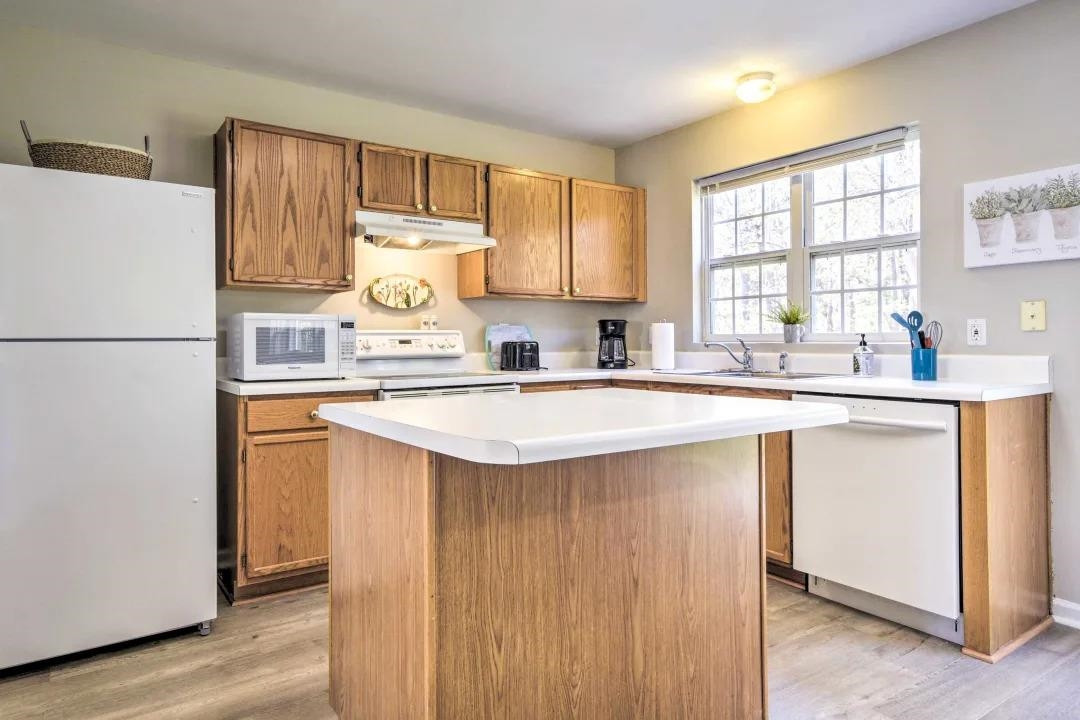 4801 Loganshire Lane