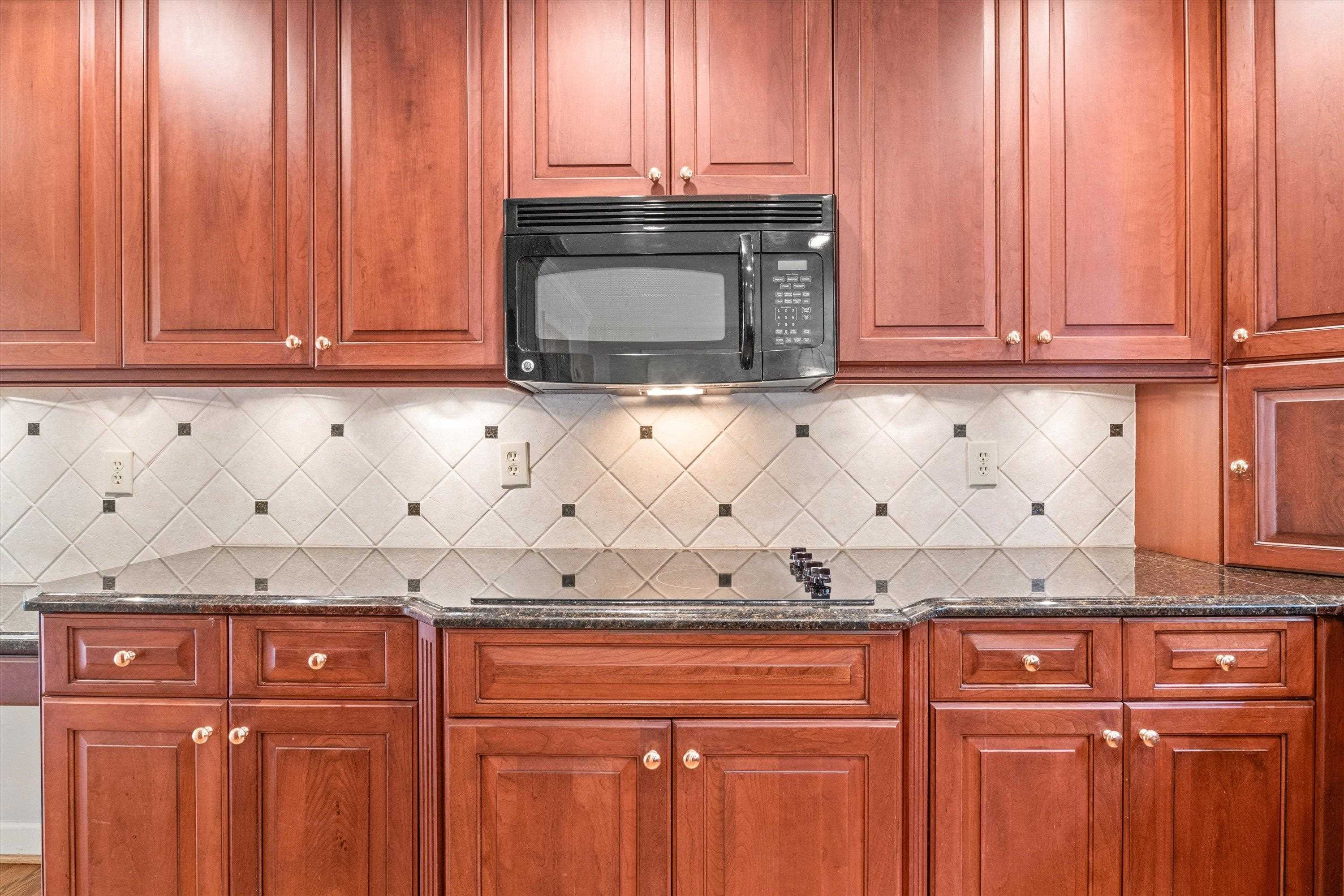 5408 Rockholly Court