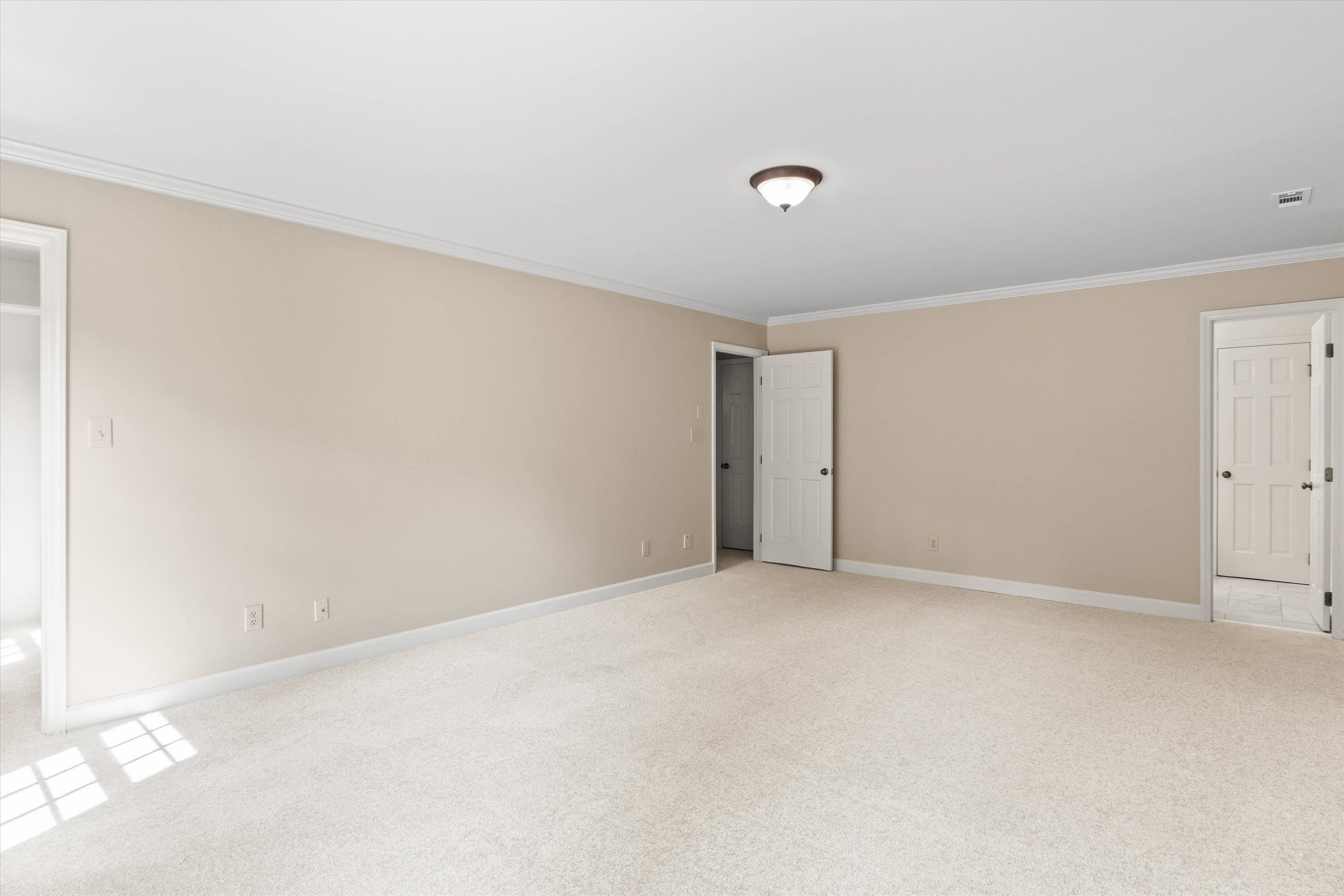 5408 Rockholly Court