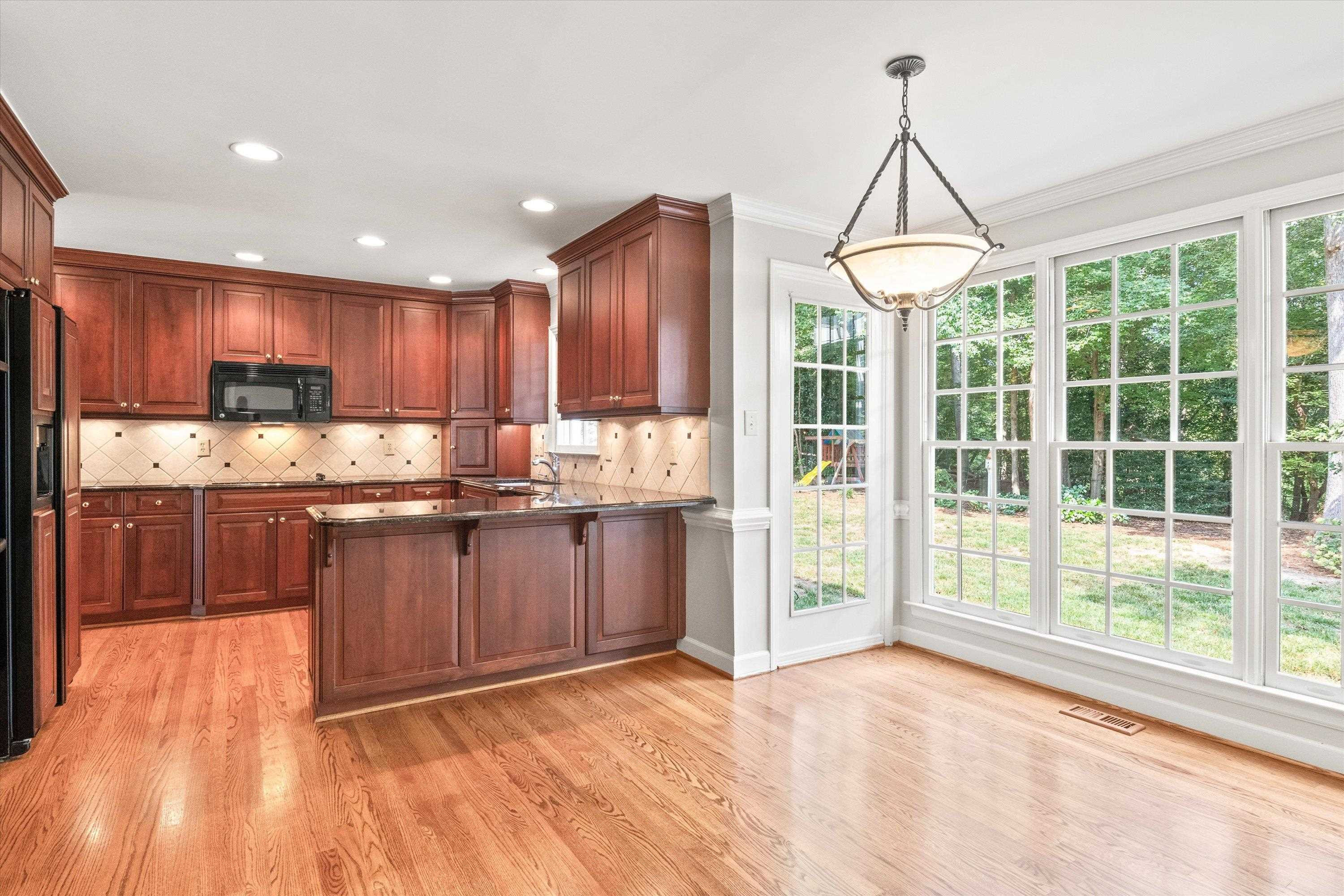 5408 Rockholly Court