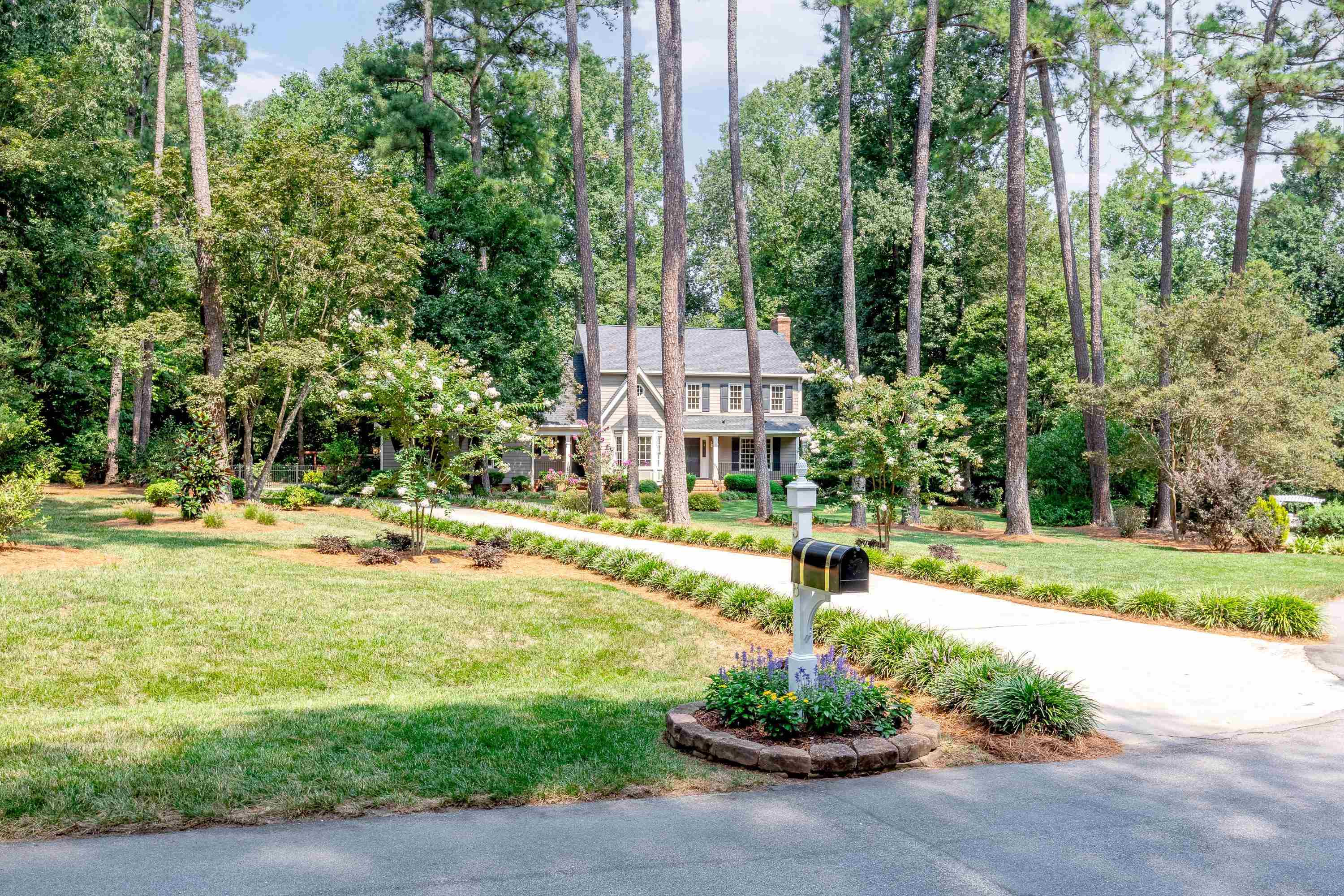 5408 Rockholly Court