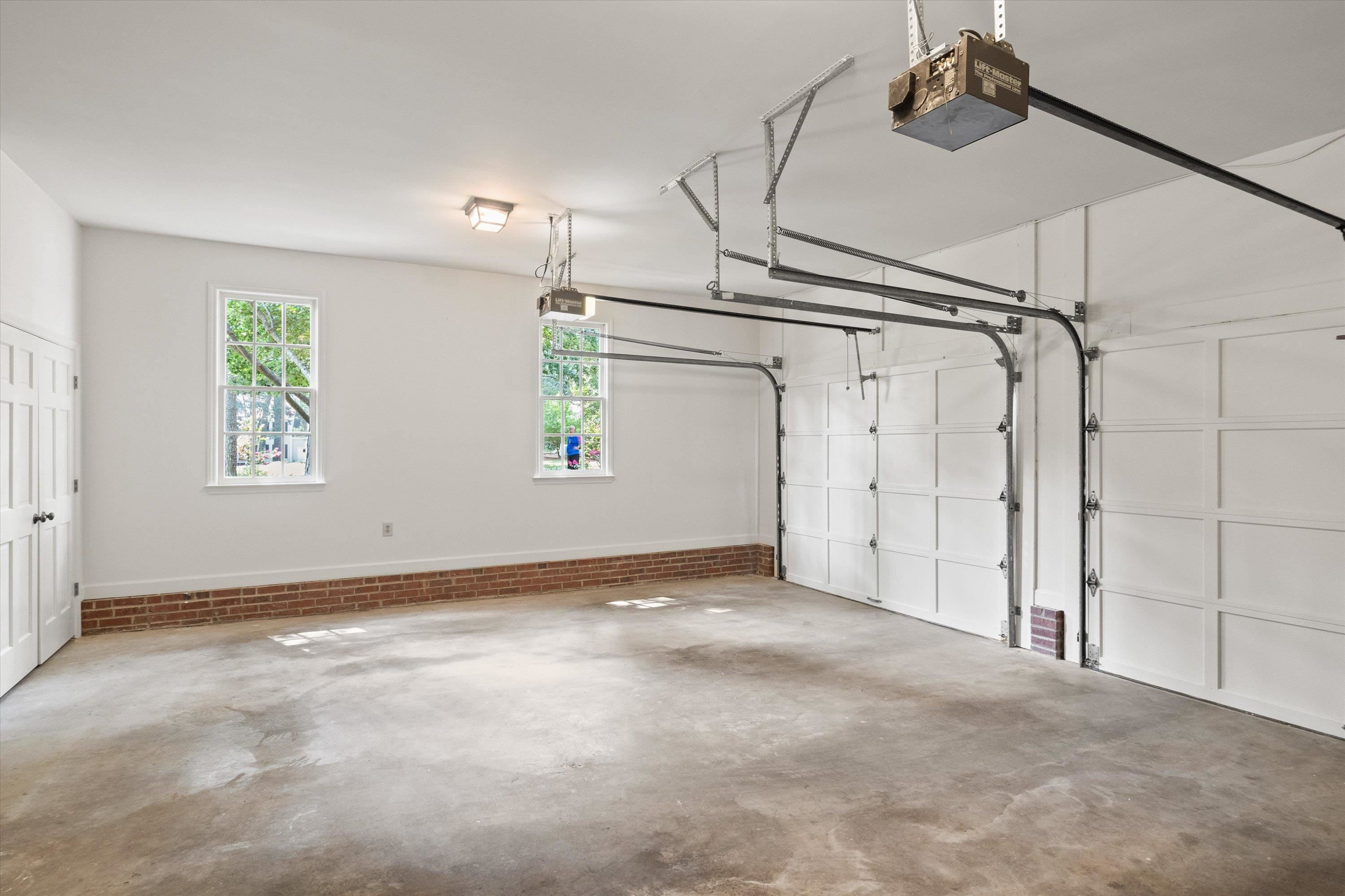 5408 Rockholly Court