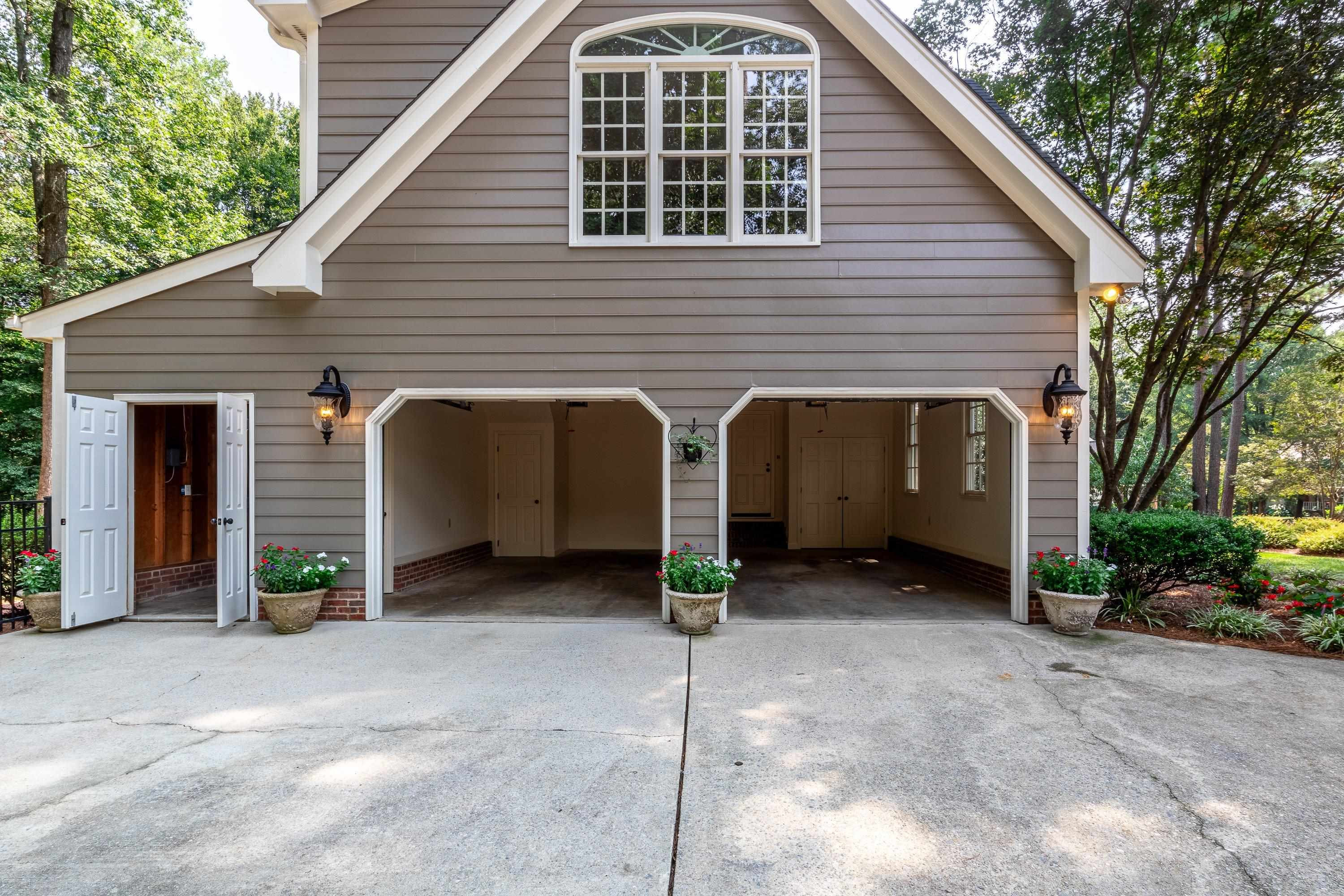 5408 Rockholly Court