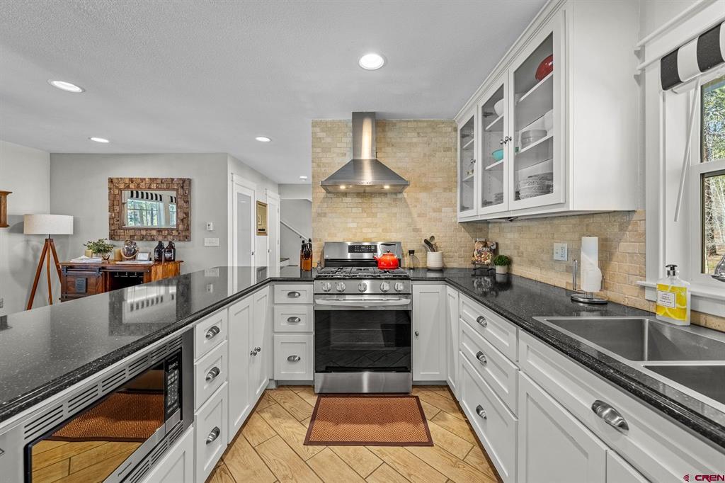 794 Lake View Drive