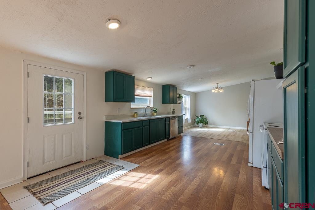 281 Alpine Drive