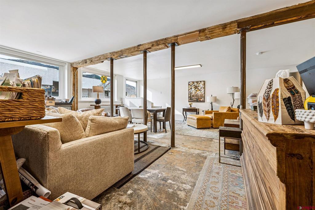 120 W Ninth Street
