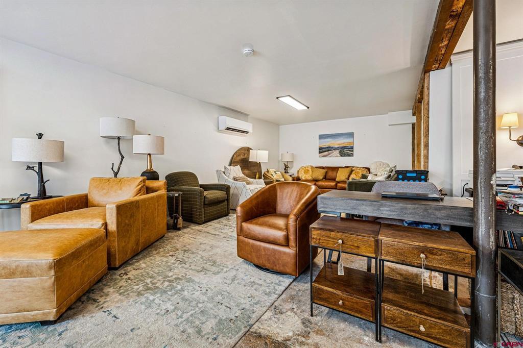 120 W Ninth Street