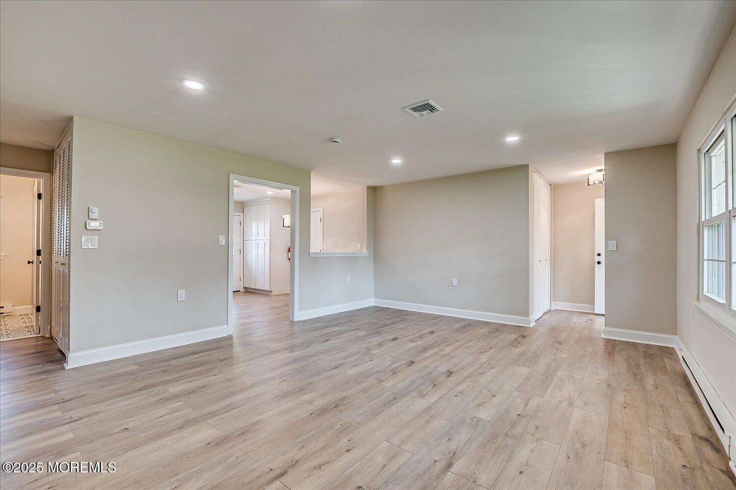 935A Thornhill Court