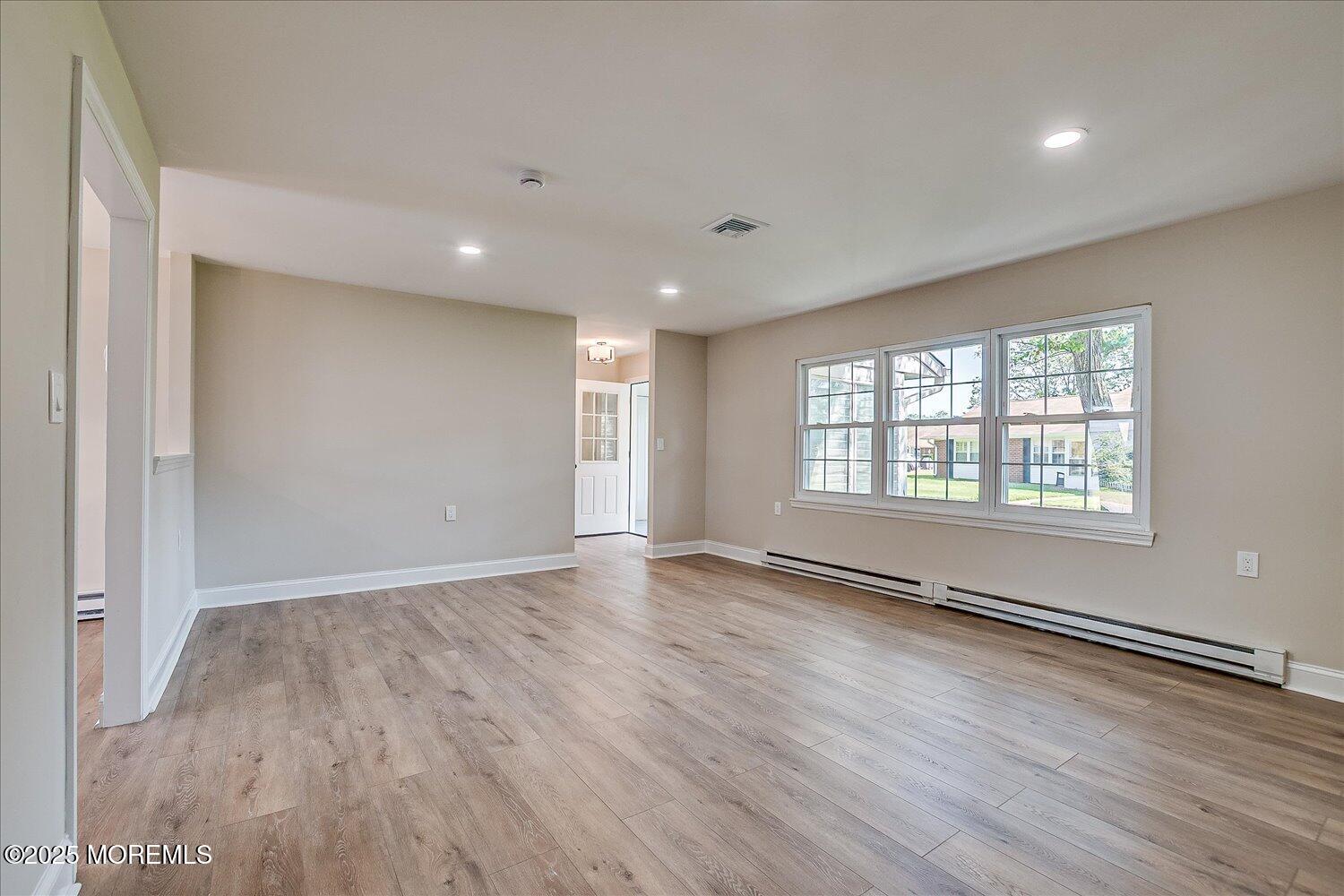 935A Thornhill Court