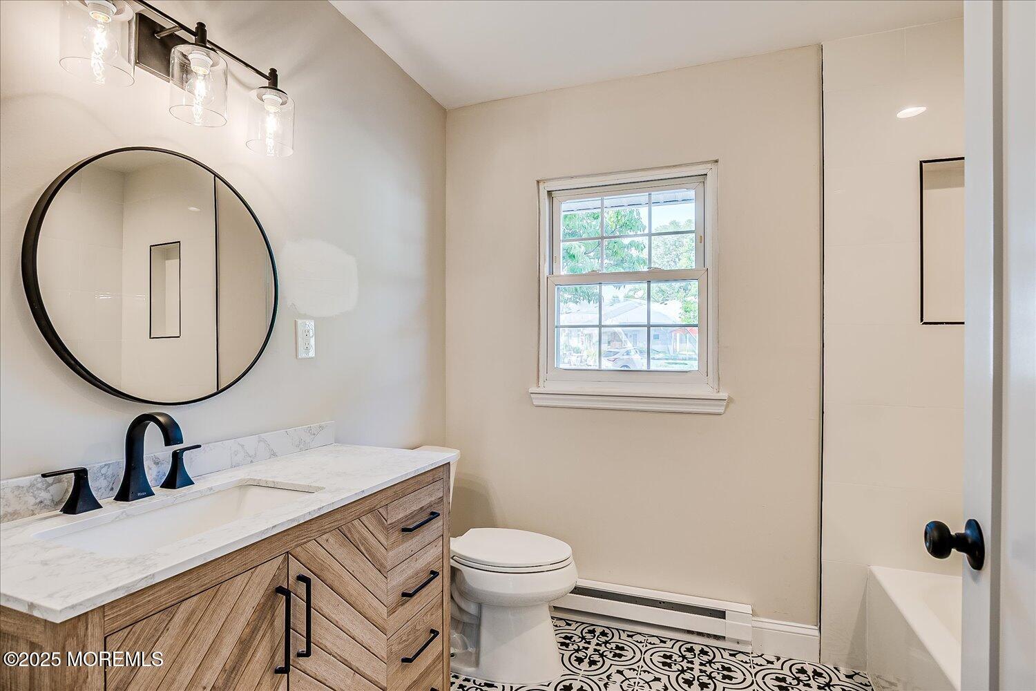 935A Thornhill Court