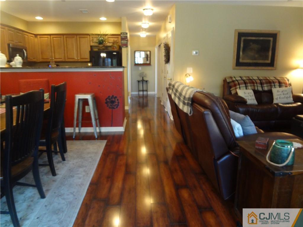 368 Rector Street # 304