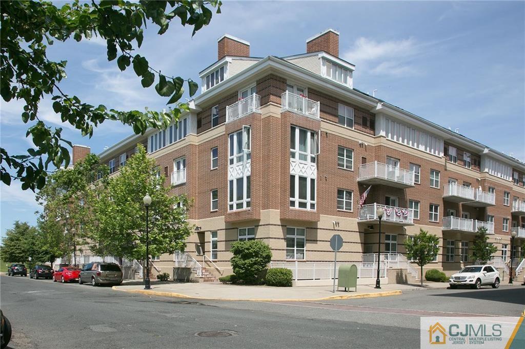 368 Rector Street # 304