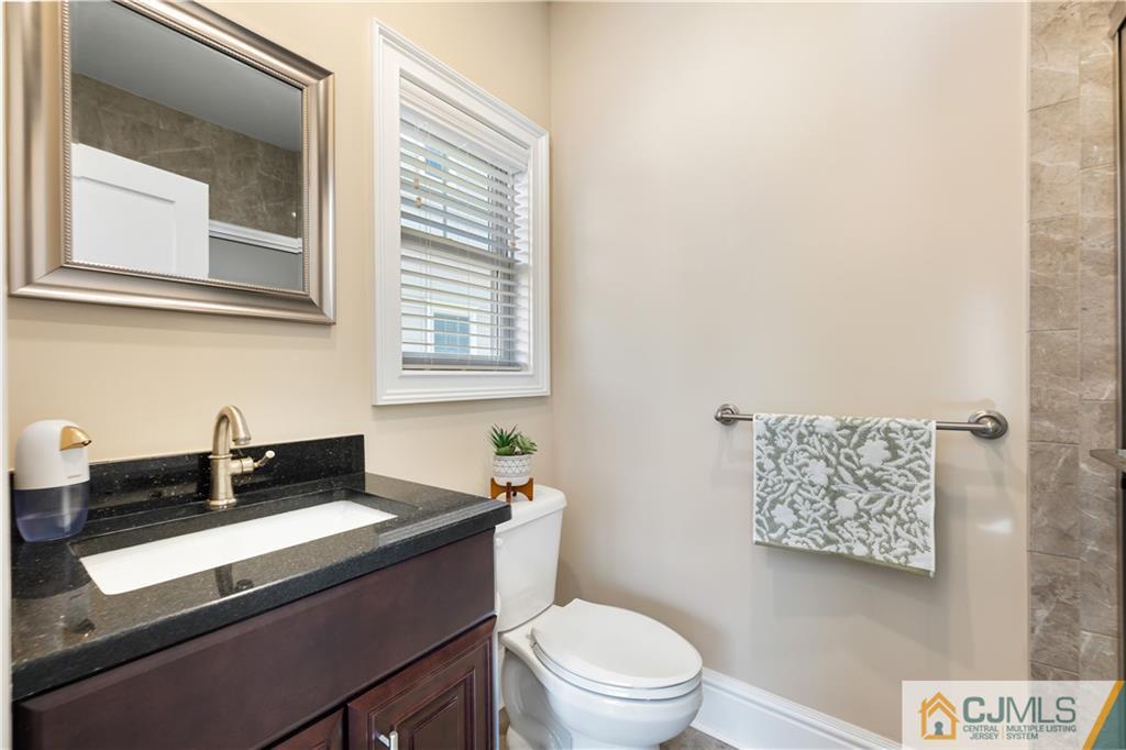 10 Windsor Road # 10