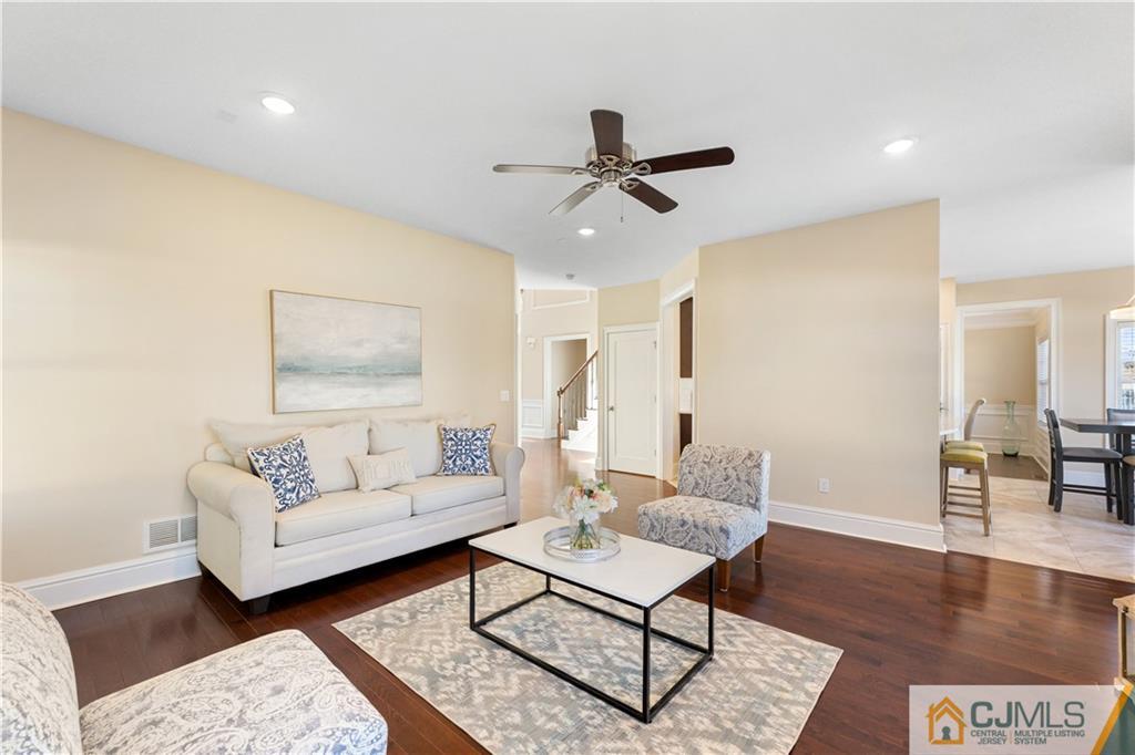 10 Windsor Road # 10