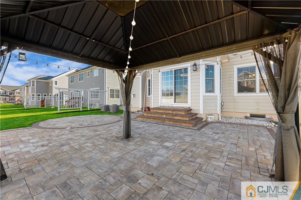 10 Windsor Road # 10