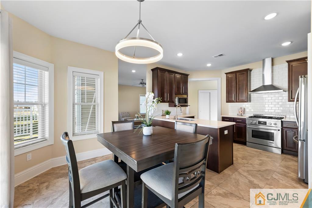 10 Windsor Road # 10