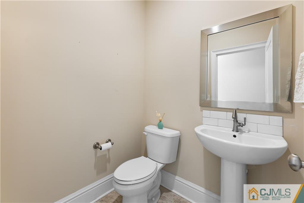 10 Windsor Road # 10