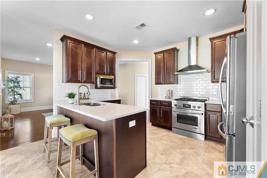 10 Windsor Road # 10