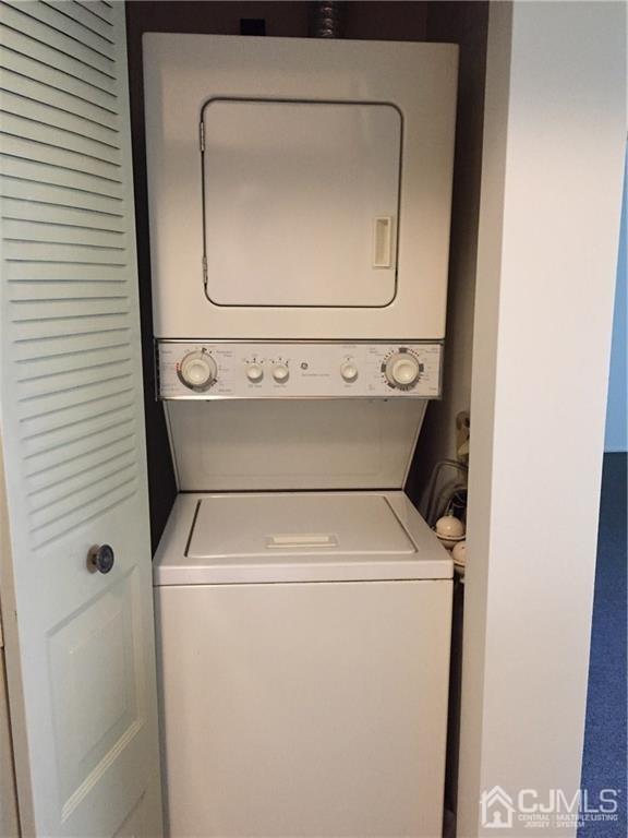 1813 edison glen Terrace