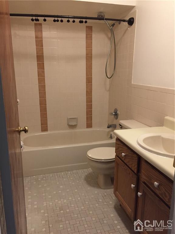 1813 edison glen Terrace