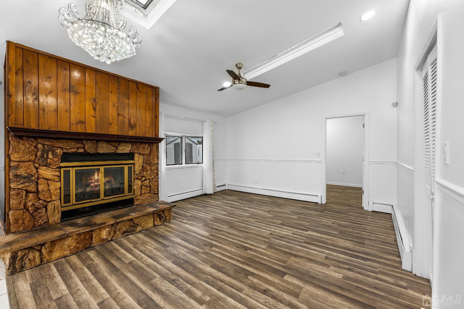 14 S Harrison Avenue S