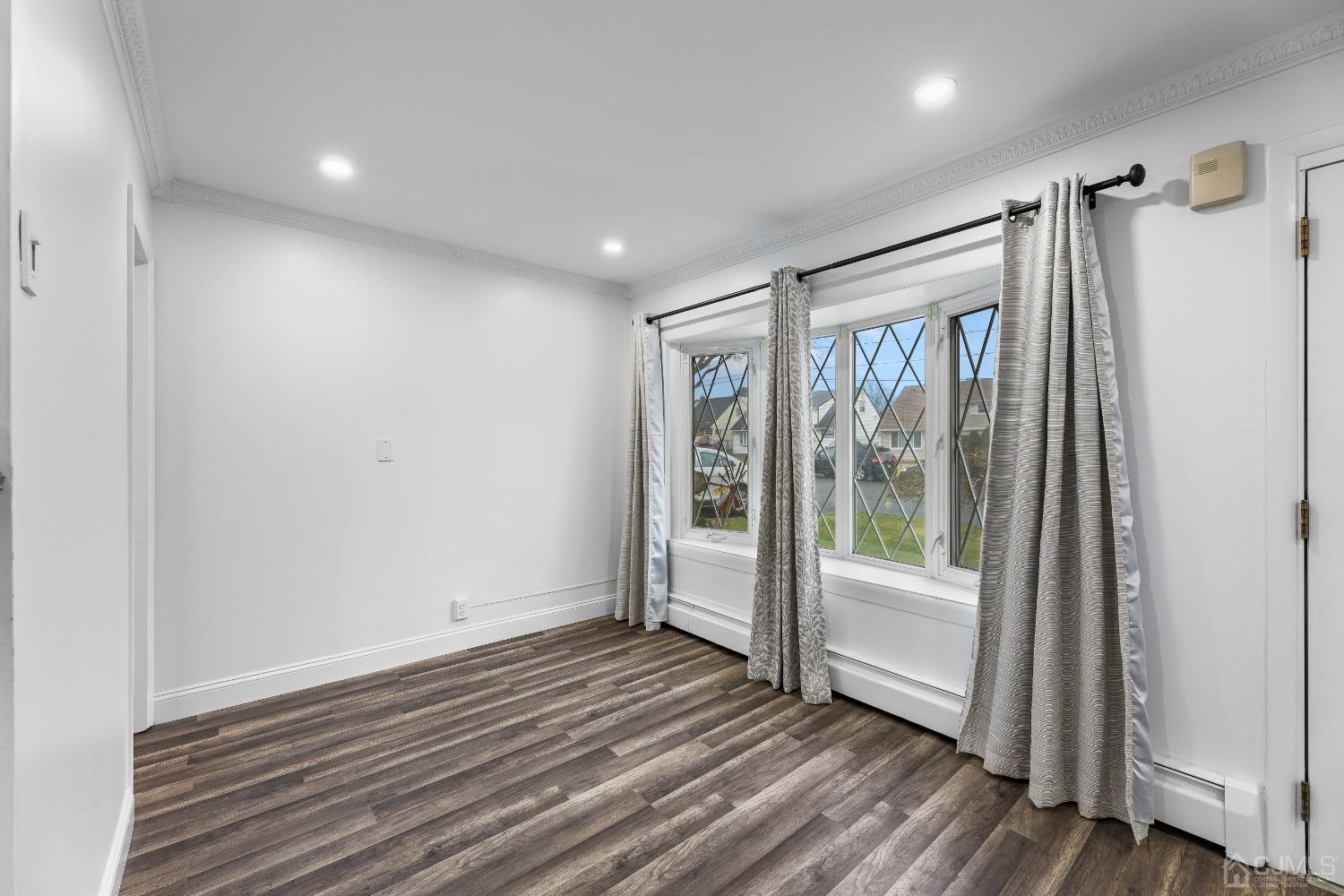 14 S Harrison Avenue S