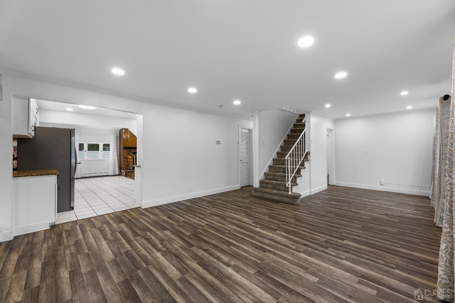 14 S Harrison Avenue S