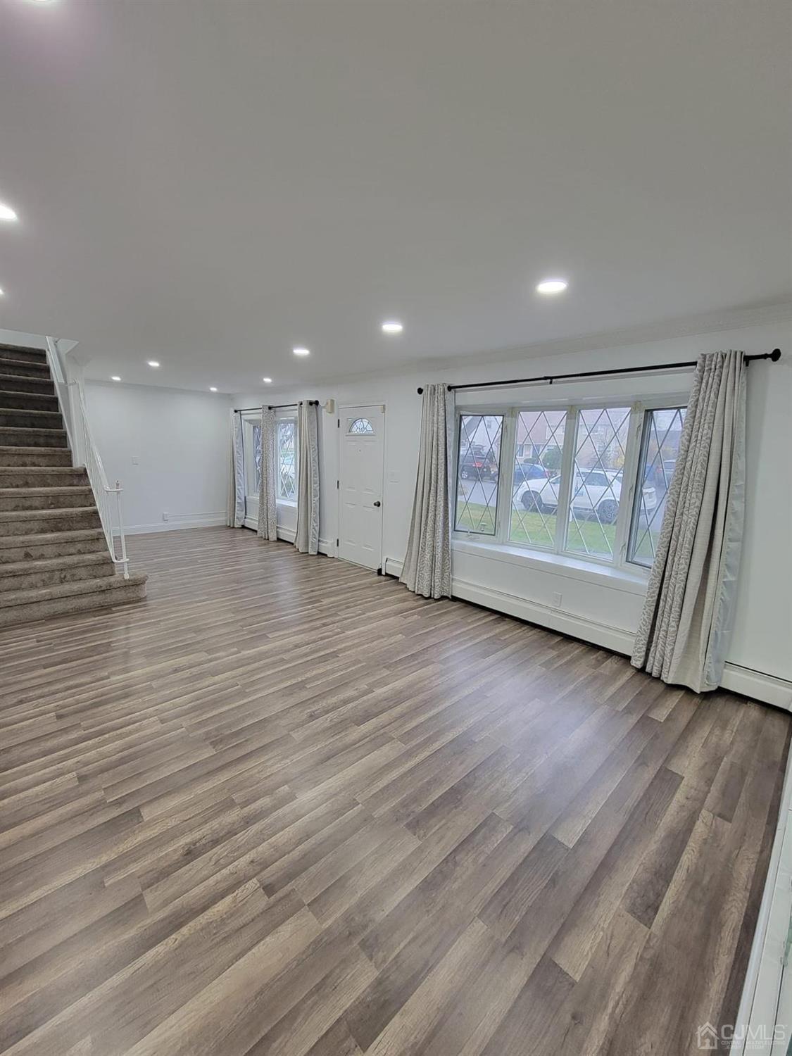 14 S Harrison Avenue S