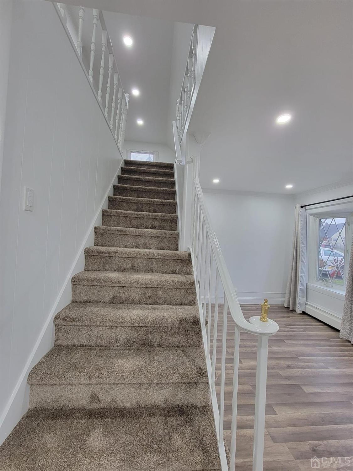 14 S Harrison Avenue S