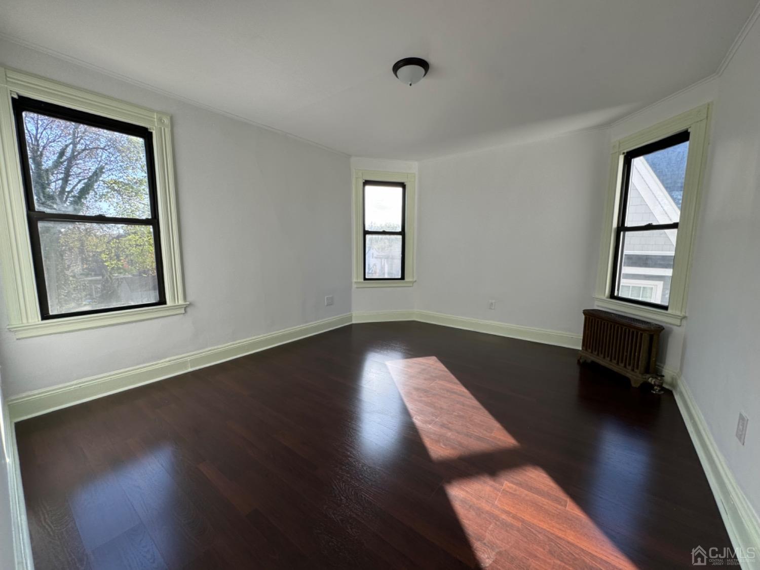 488 Fairview Avenue