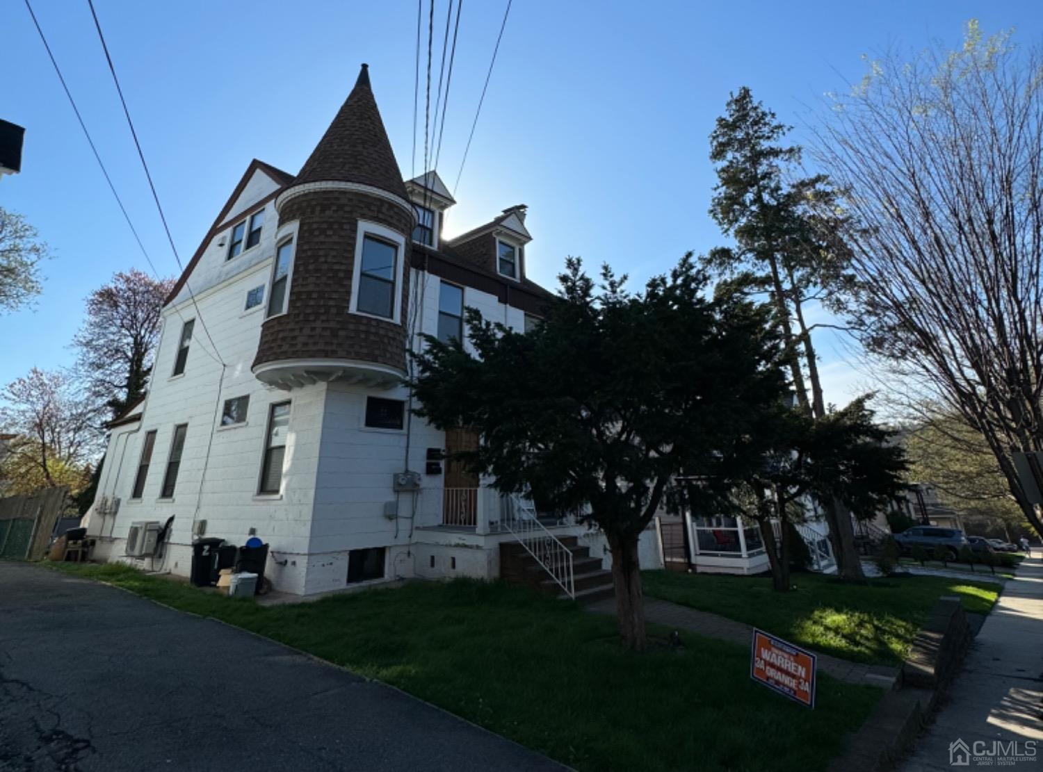 488 Fairview Avenue
