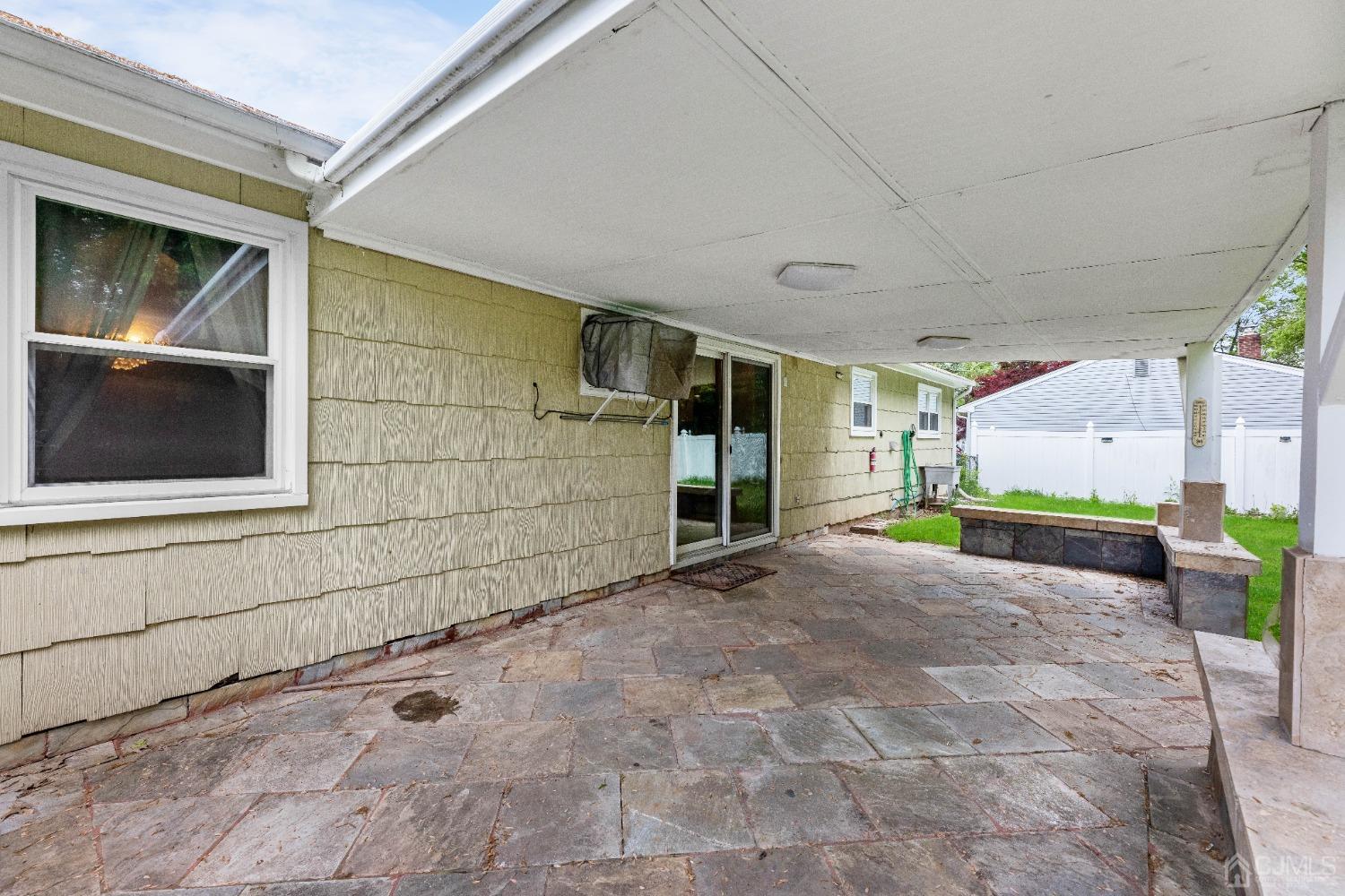 10 Brook Hollow Road