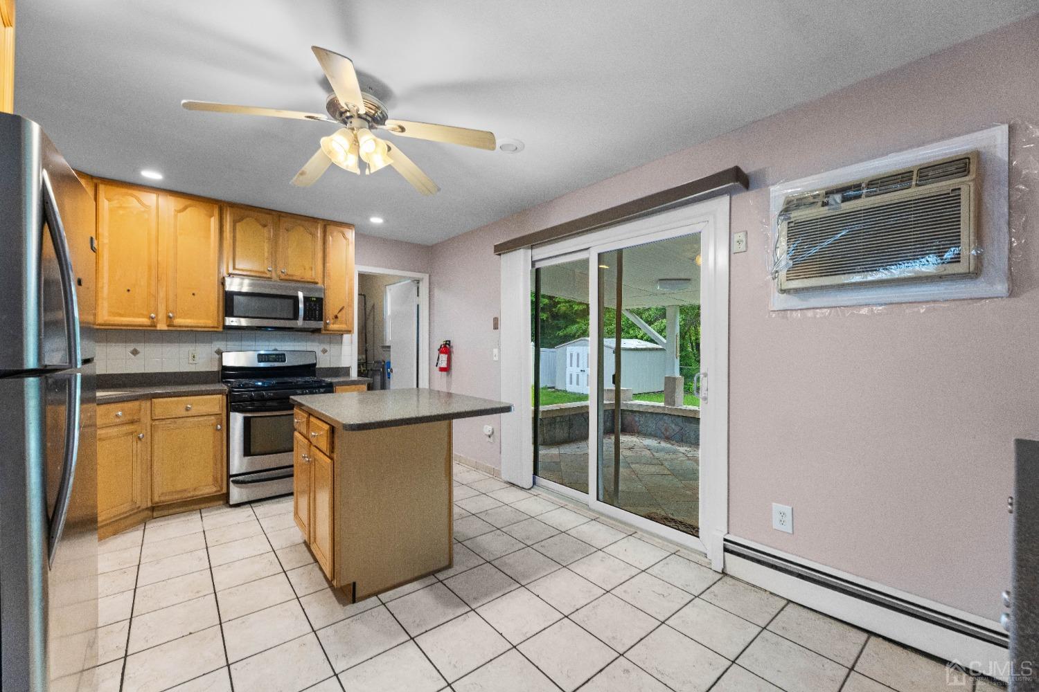 10 Brook Hollow Road