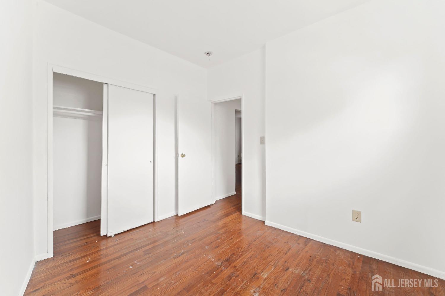 27 Jackson Street Unit: E