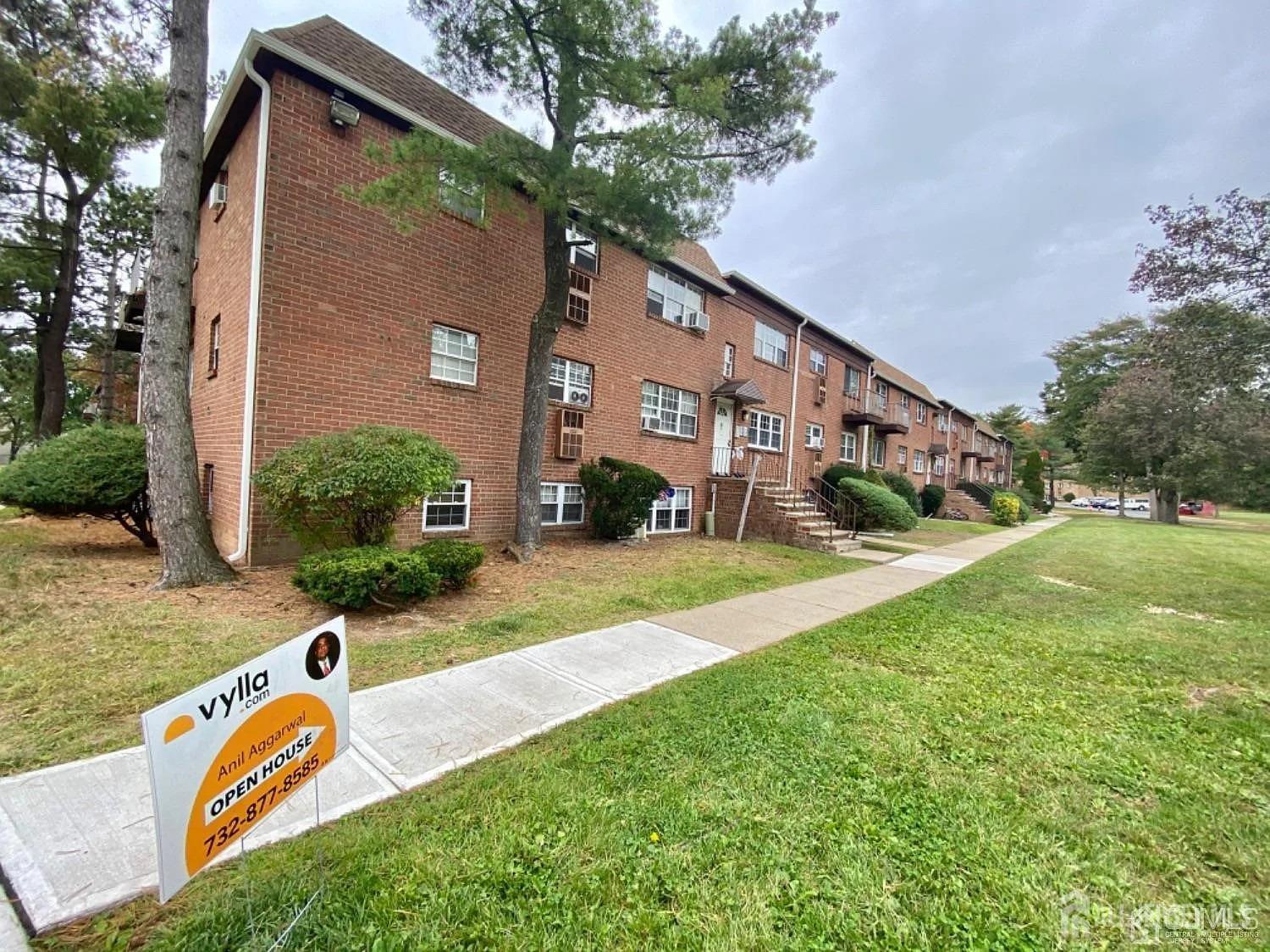 295 College Drive