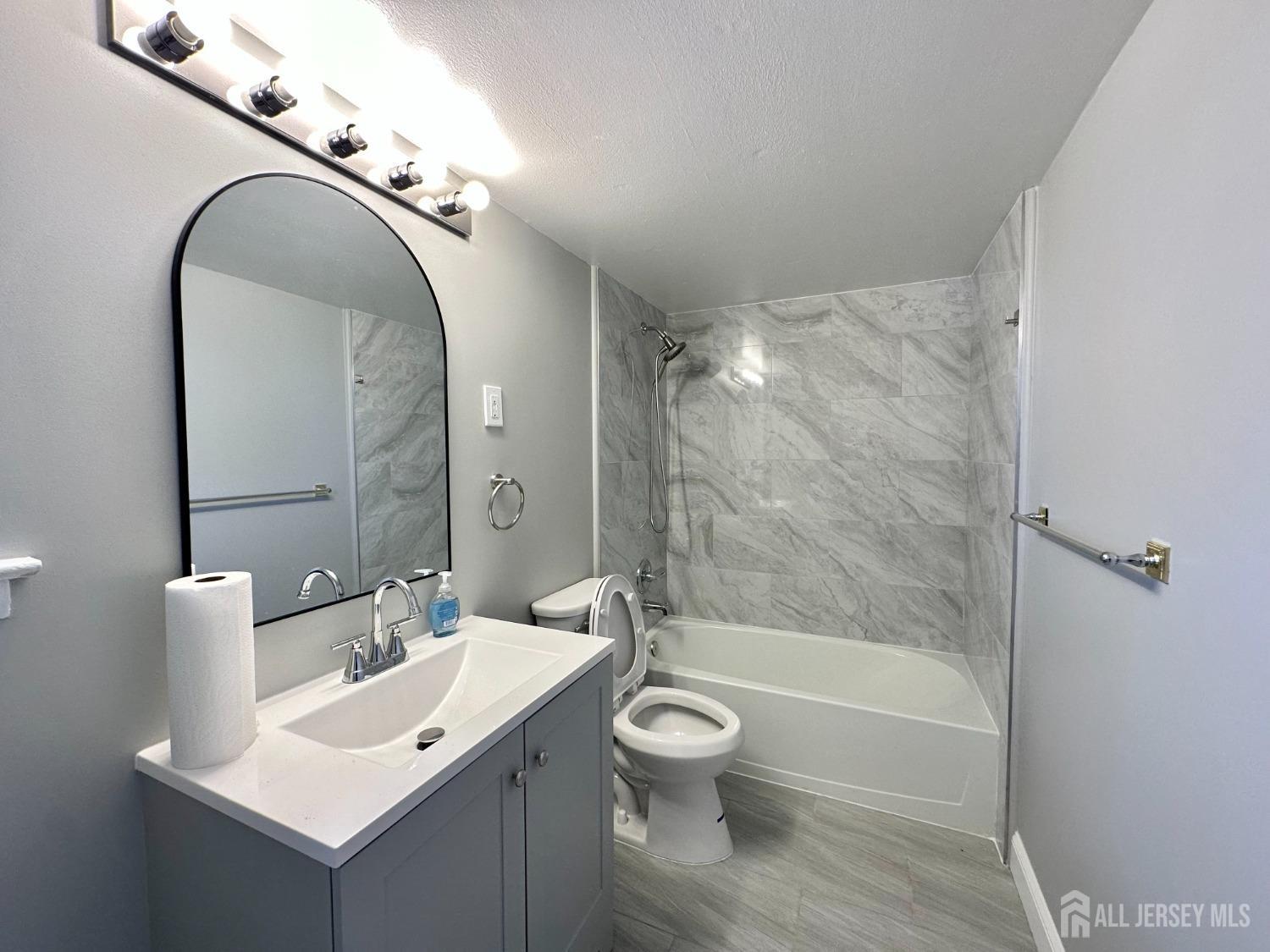 52 Garden View Terrace # 6