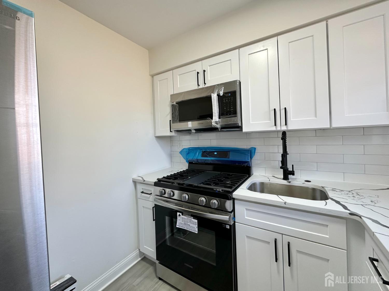 52 Garden View Terrace # 6