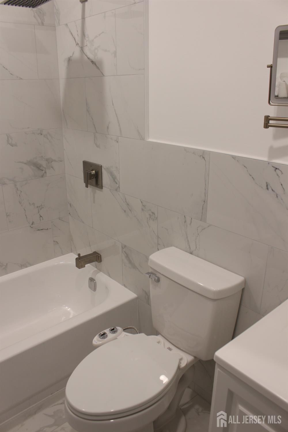 1612 Raspberry Court