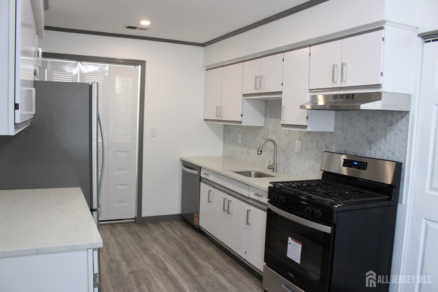 1612 Raspberry Court