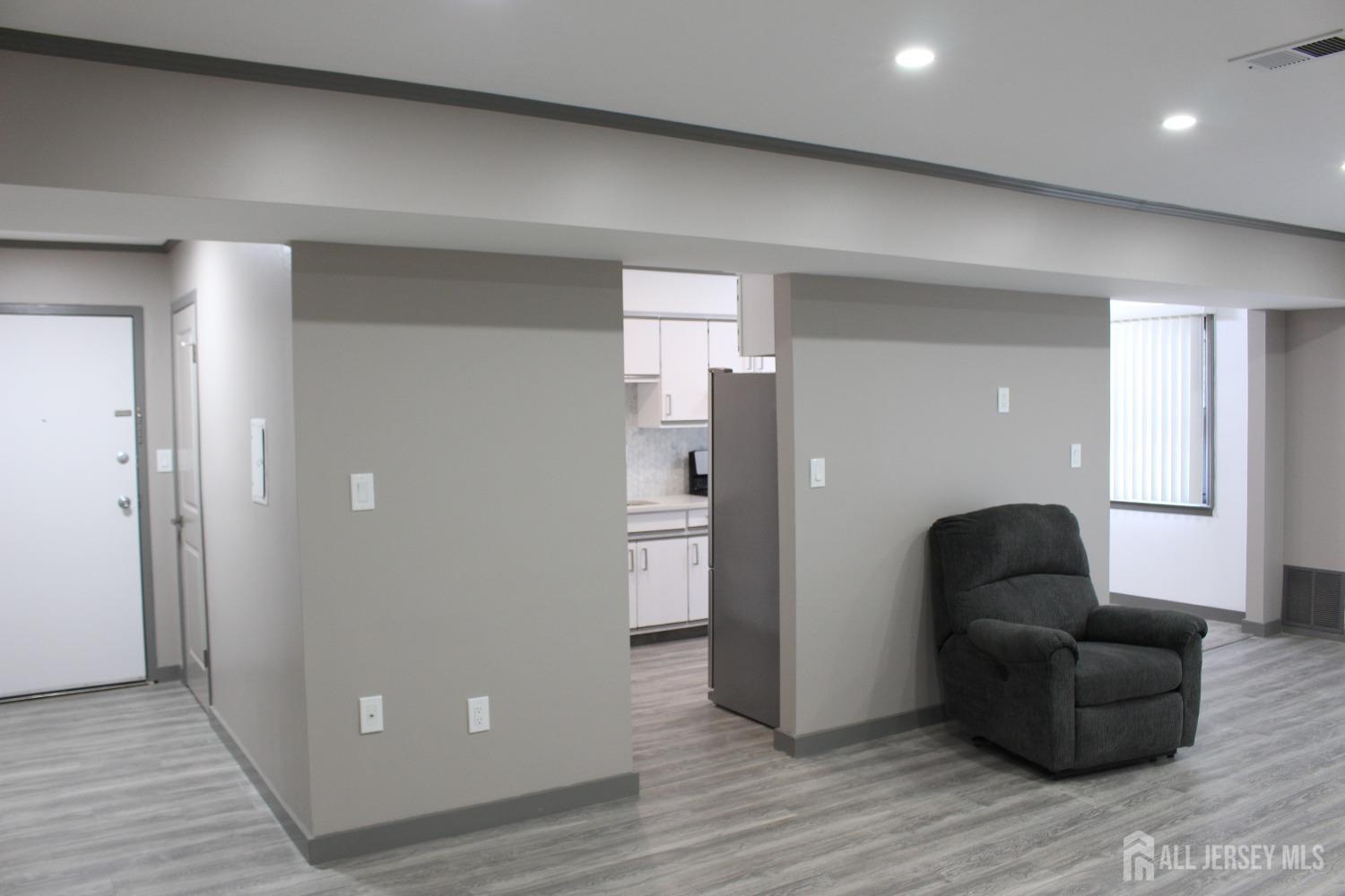 1612 Raspberry Court