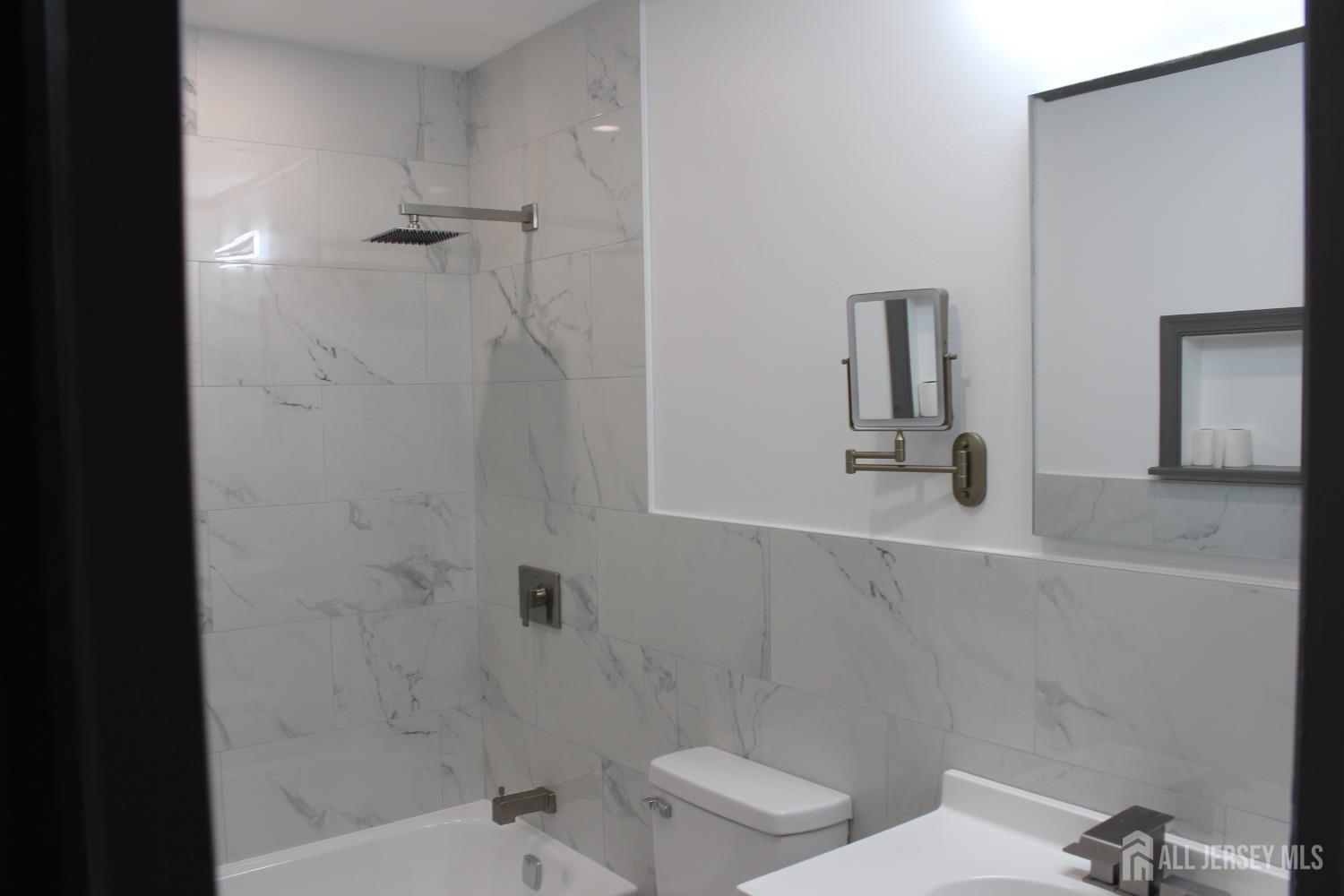 1612 Raspberry Court