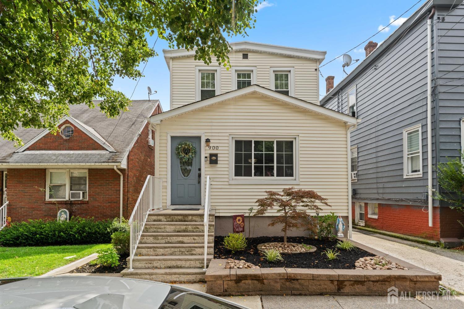 900 Amboy Avenue