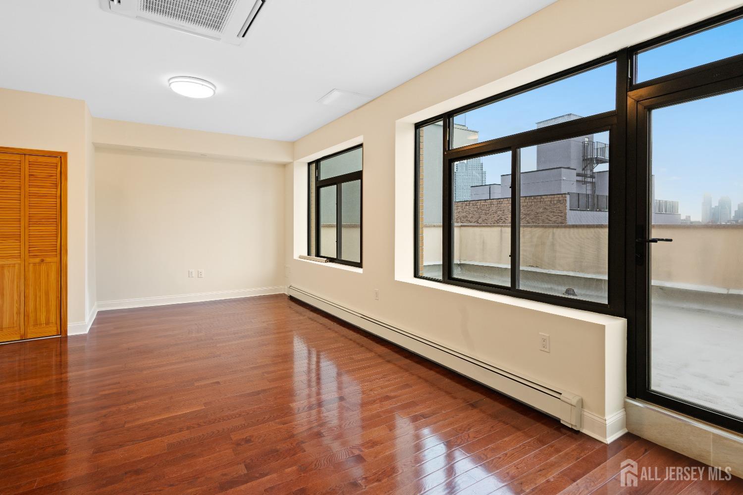 62 N 9th Street # 4 Unit: PH-4