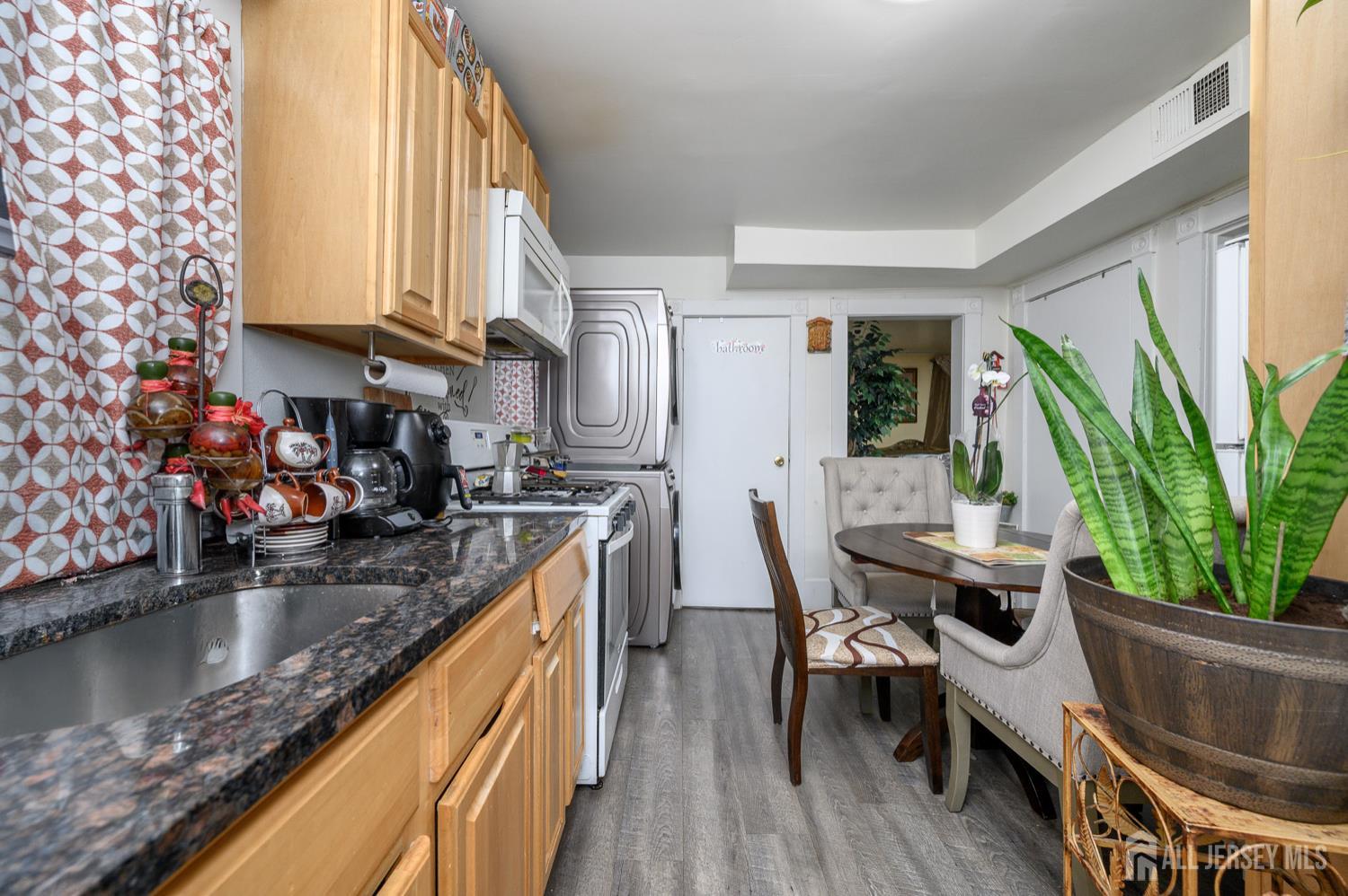 109 Washington Street