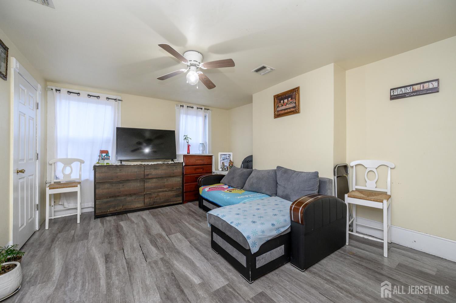 109 Washington Street